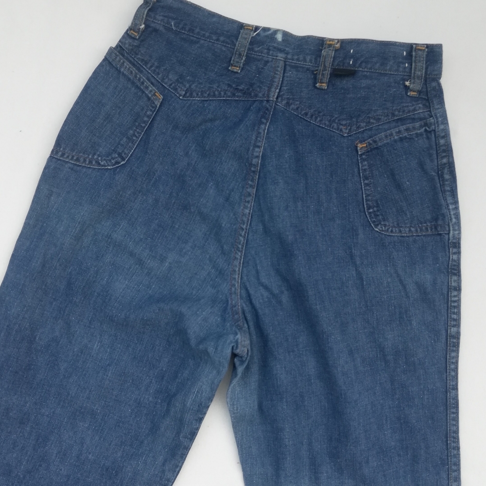Vintage Wide Leg Wrangler Jeans - Picture 3 of 9